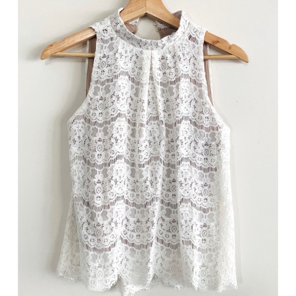Charming white lace cottagecore style tank/ blouse size M